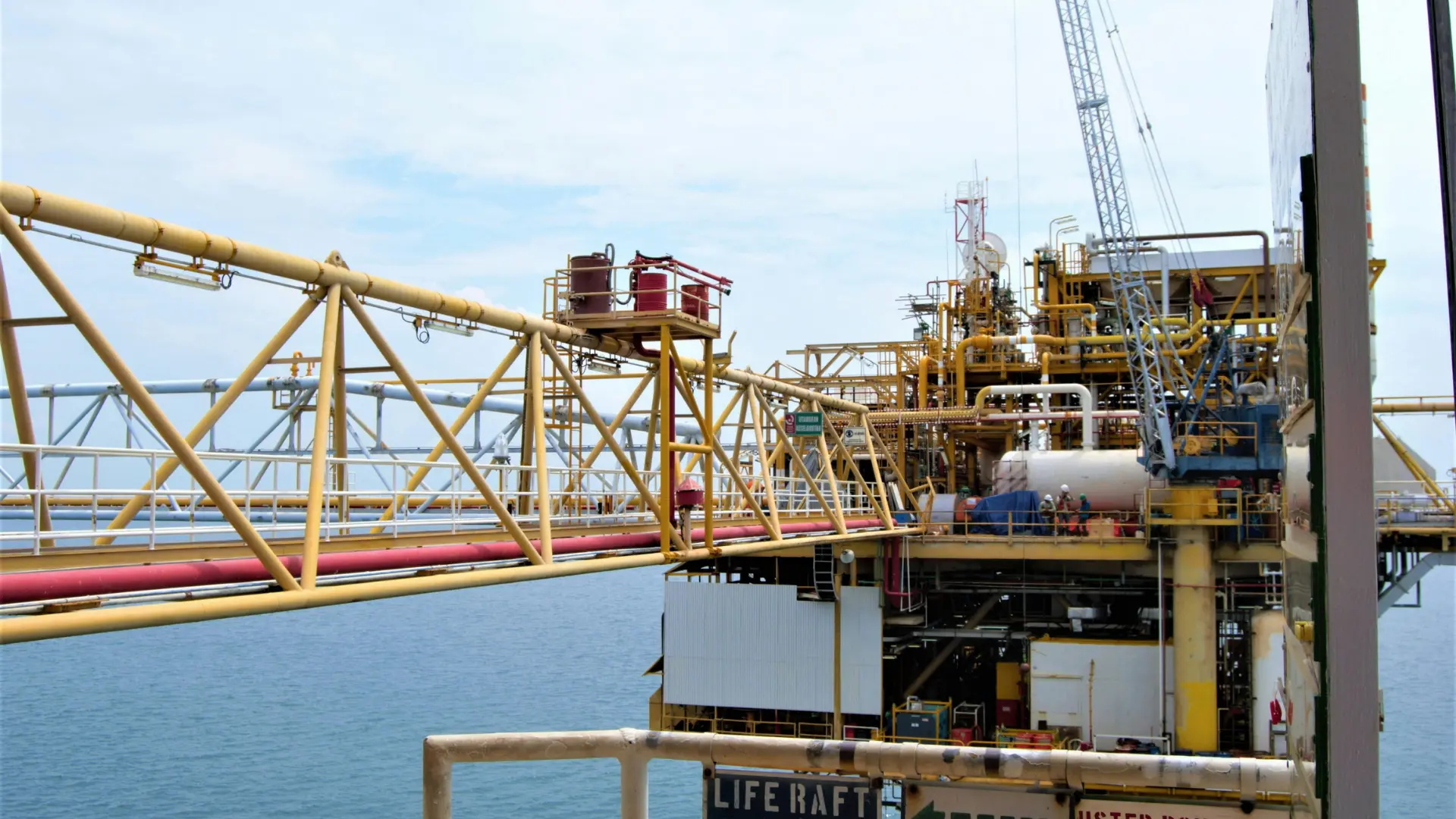 Plataforma offshore em atuação internacional
